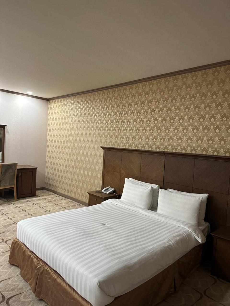 Sunjin Grand Hotel Ulaanbaatar Exterior foto