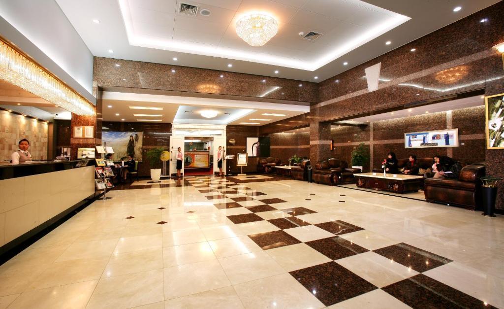 Sunjin Grand Hotel Ulaanbaatar Exterior foto